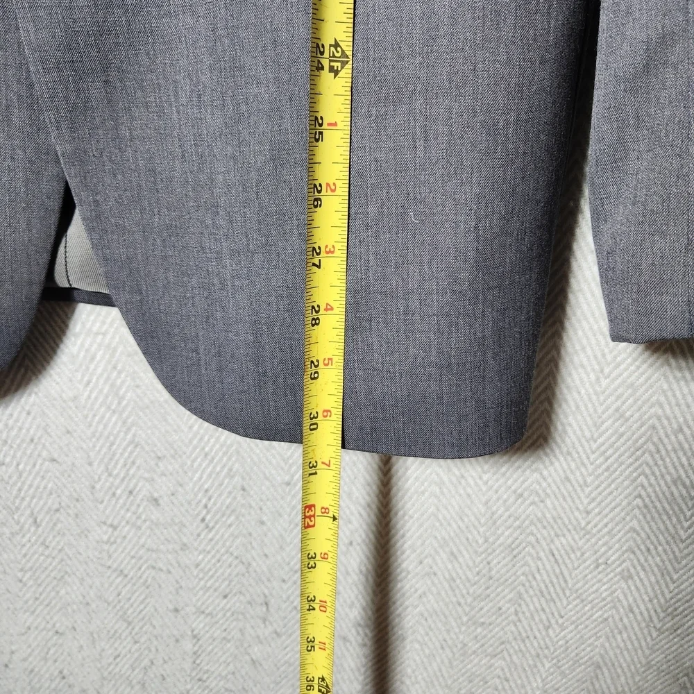 Egara Peak Lapel Slim Fit 100% Wool 2 Piece Mens 44R Gray Suit 33x30